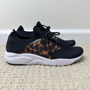 Fabletics Zuma 7 Sneakers